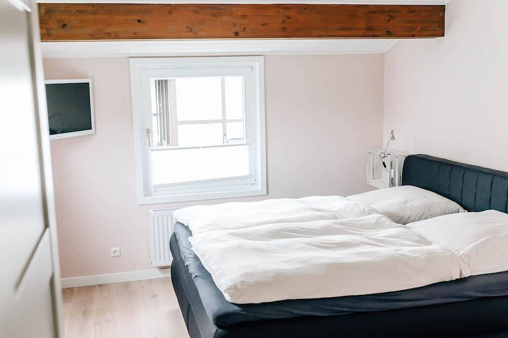 Blomsterhus, eine Perle mitten im Alten Land an der Elbe in Hollern-Twielenfleth, Altes Land Stade