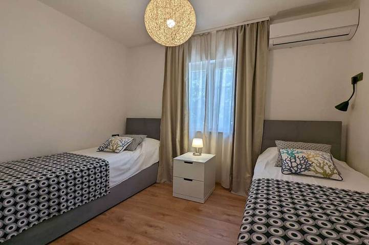 Neues Ferienhaus für 6 Personen in Krnica-Rakalj - nur 2,5 km vom Meer entfernt in Marčana, Südküste Istrien