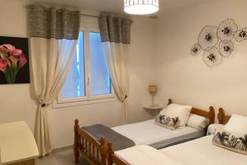 Gîte pour 4 Personnes dans Roussillon, Parc naturel régional du Luberon, Photo 1