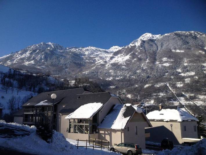 Gîte pour 5 personnes, avec Balcon et Terrasse à Luz-Saint-Sauveur