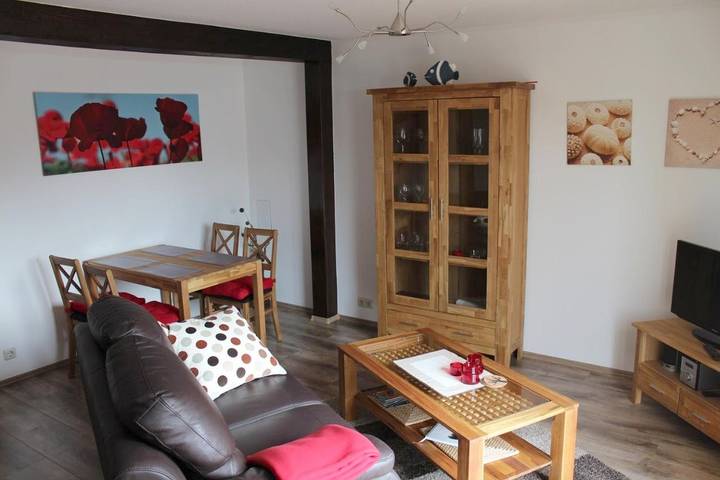 Ferienwohnung für 3 Personen, mit Terrasse und Garten sowie Seeblick und Ausblick in Sauzin - 4