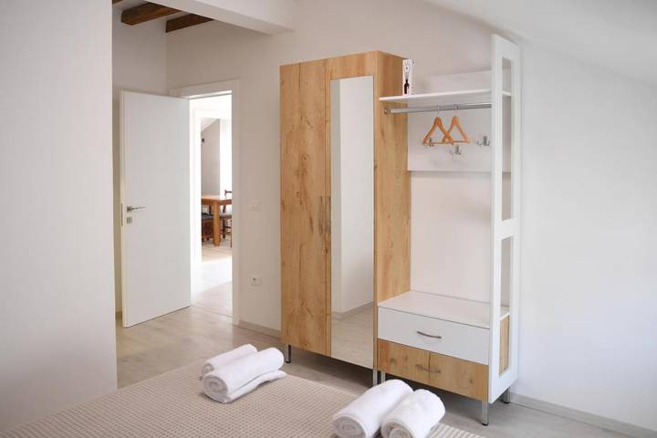 Maison d’hôte pour 7 personnes, avec vue et jardin à Tirana - 2