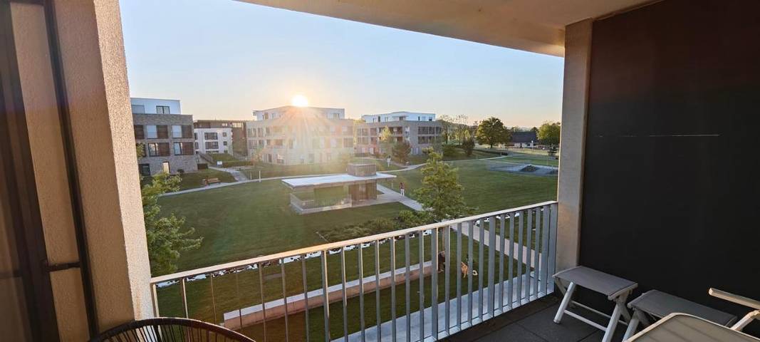 Ferienwohnung für 2 Personen, mit Balkon und Ausblick sowie Seeblick