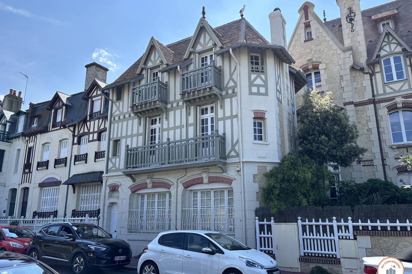 💫 La Villa Mirabeau in Deauville, Lisieux region