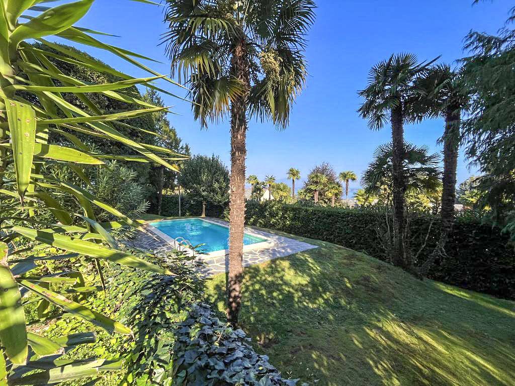 Ganze Wohnung, Villa Santa Chiara B in Lesa, Lago Maggiore (Piemont)