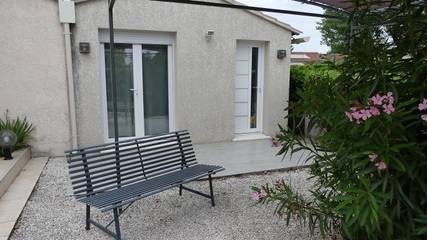 Chambre d’hôte pour 2 personnes, avec jardin et piscine à Morières-lès-Avignon