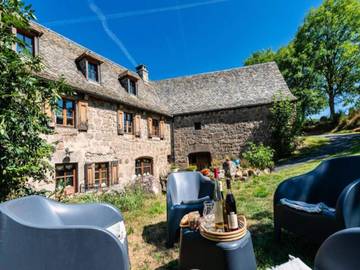 Gîte pour 8 Personnes dans Brion (Lozère), L'Aubrac, Photo 2