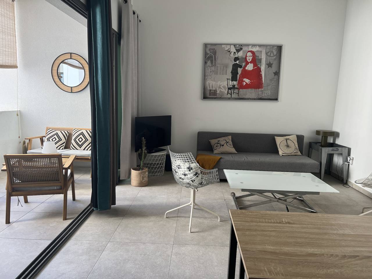 Appartement entier, Appartement "Le Castel" avec terrasse privée, Wi-Fi et climatisation in Marseille, Région de Marseille