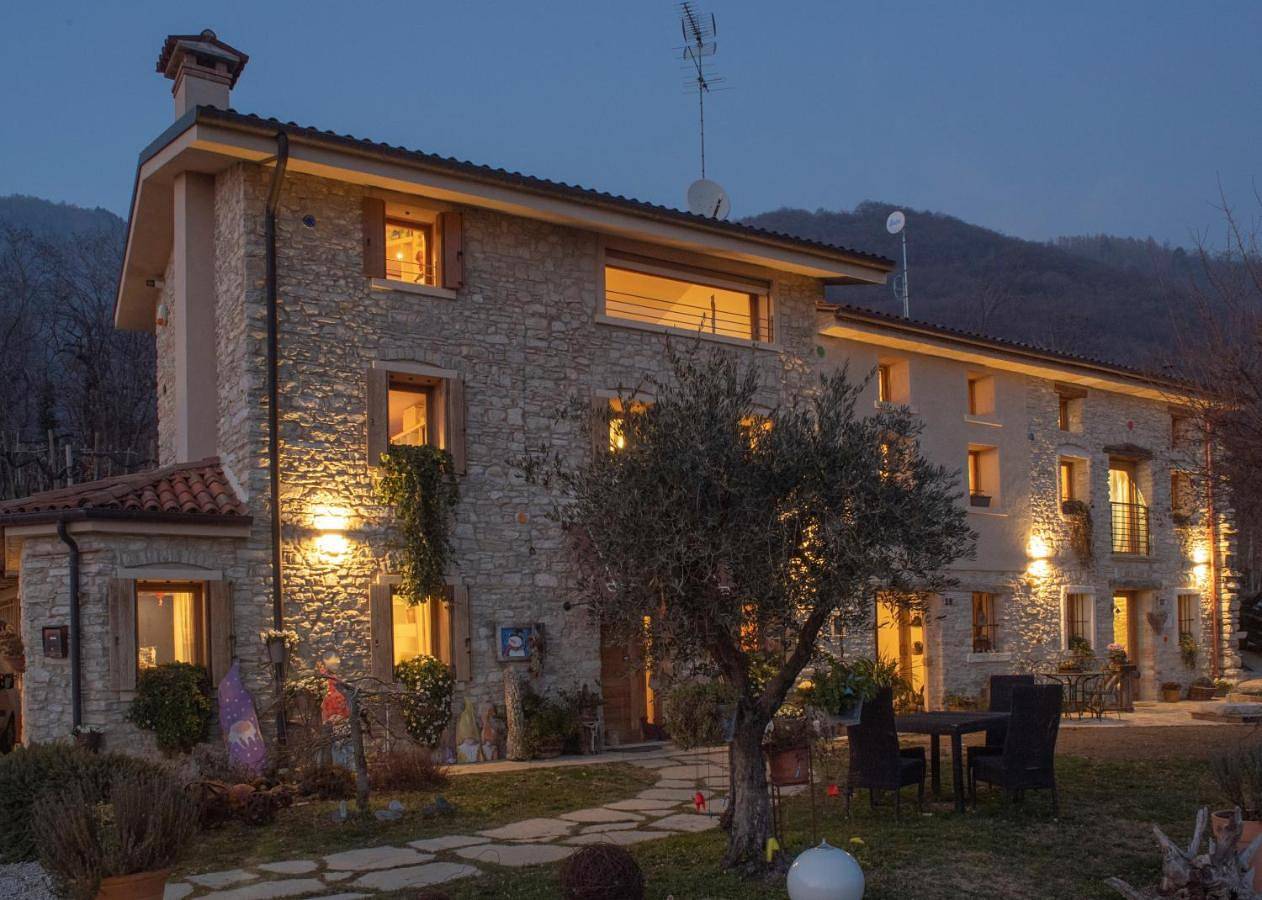Double Room in Valdobbiadene, Südliche Karnische Alpen