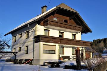 Ferienwohnung für 2 Personen, mit Balkon und Garten im Lungau