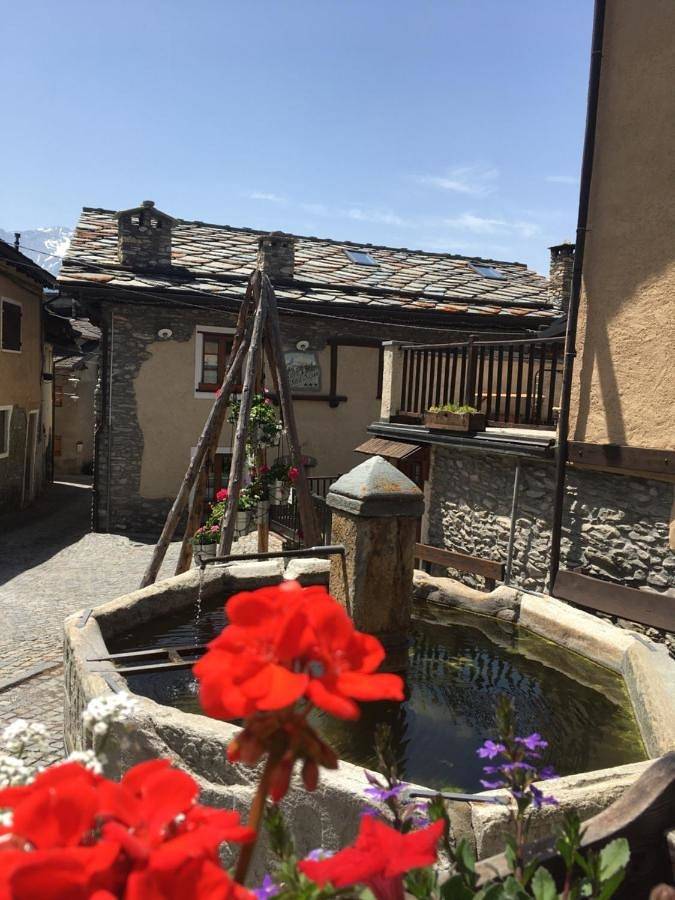 One room in Sauze d'Oulx, Via Lattea