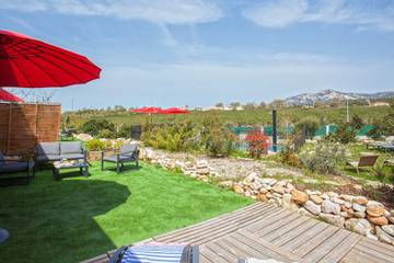 Gîte pour 6 personnes, avec piscine et jardin à Calenzana