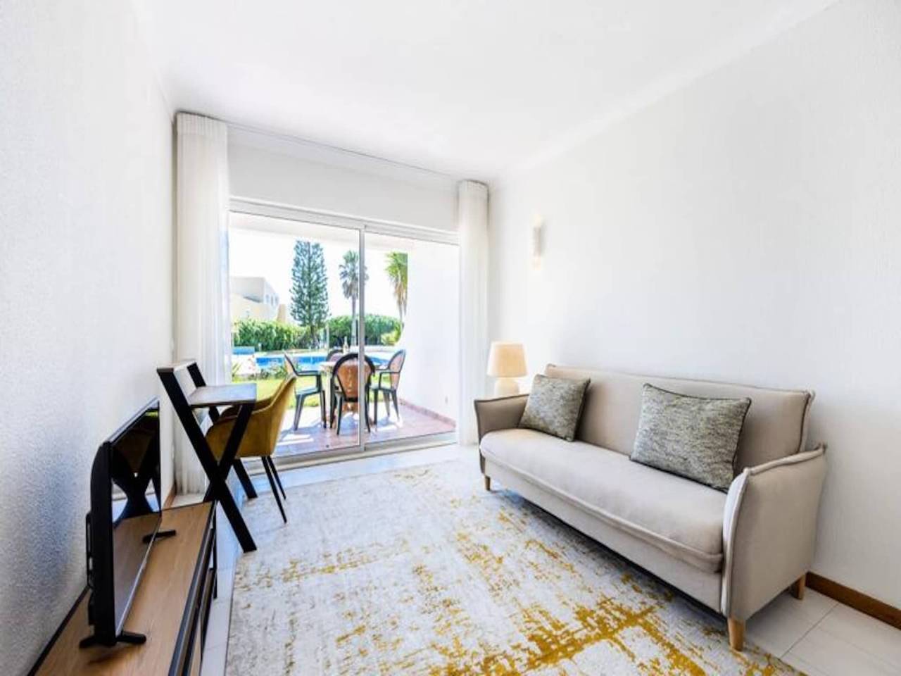 Apartamento inteiro, Apartamento de férias para 2 pessoas com piscina in Sagres, Parque Natural do Sudoeste Alentejano e Costa Vicentina