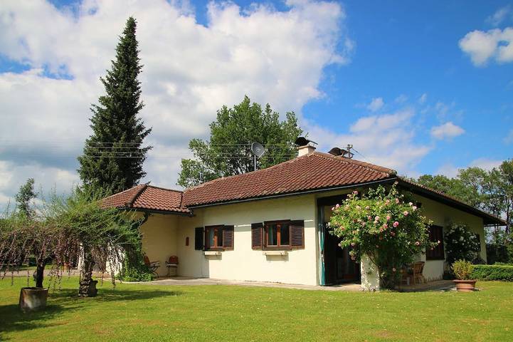 Bauernhof für 6 Personen, mit Terrasse und Garten