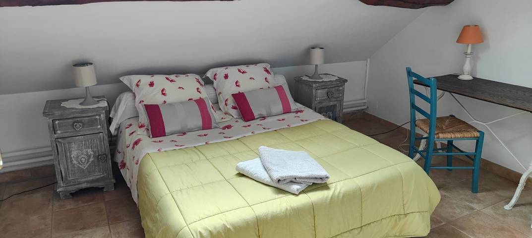 Chambre d’hôte pour 5 personnes, avec jardin, animaux acceptés dans Essonne - 2