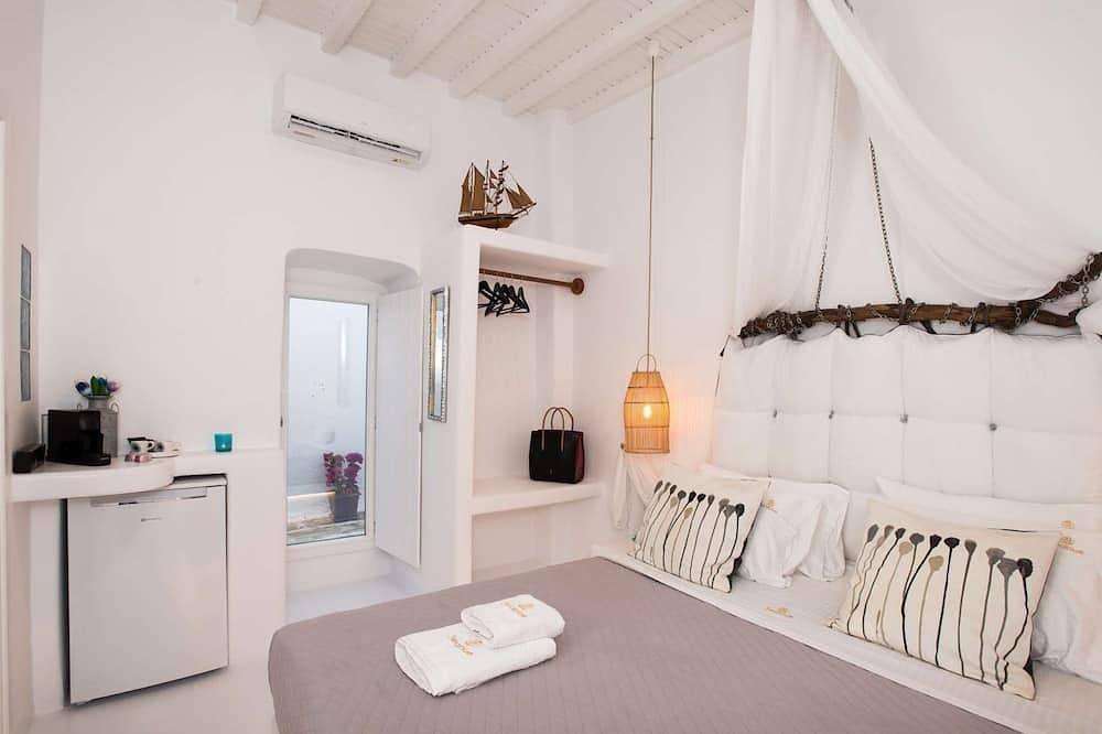 Entire apartment, “Seablue Venice” House 2 in Mykonos