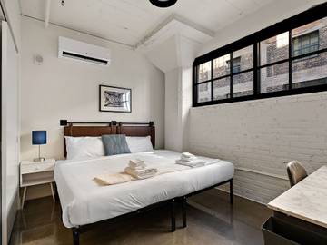 Vacation Rental for 5 Guests in Minneapolis, Twin Cities, Picture 3