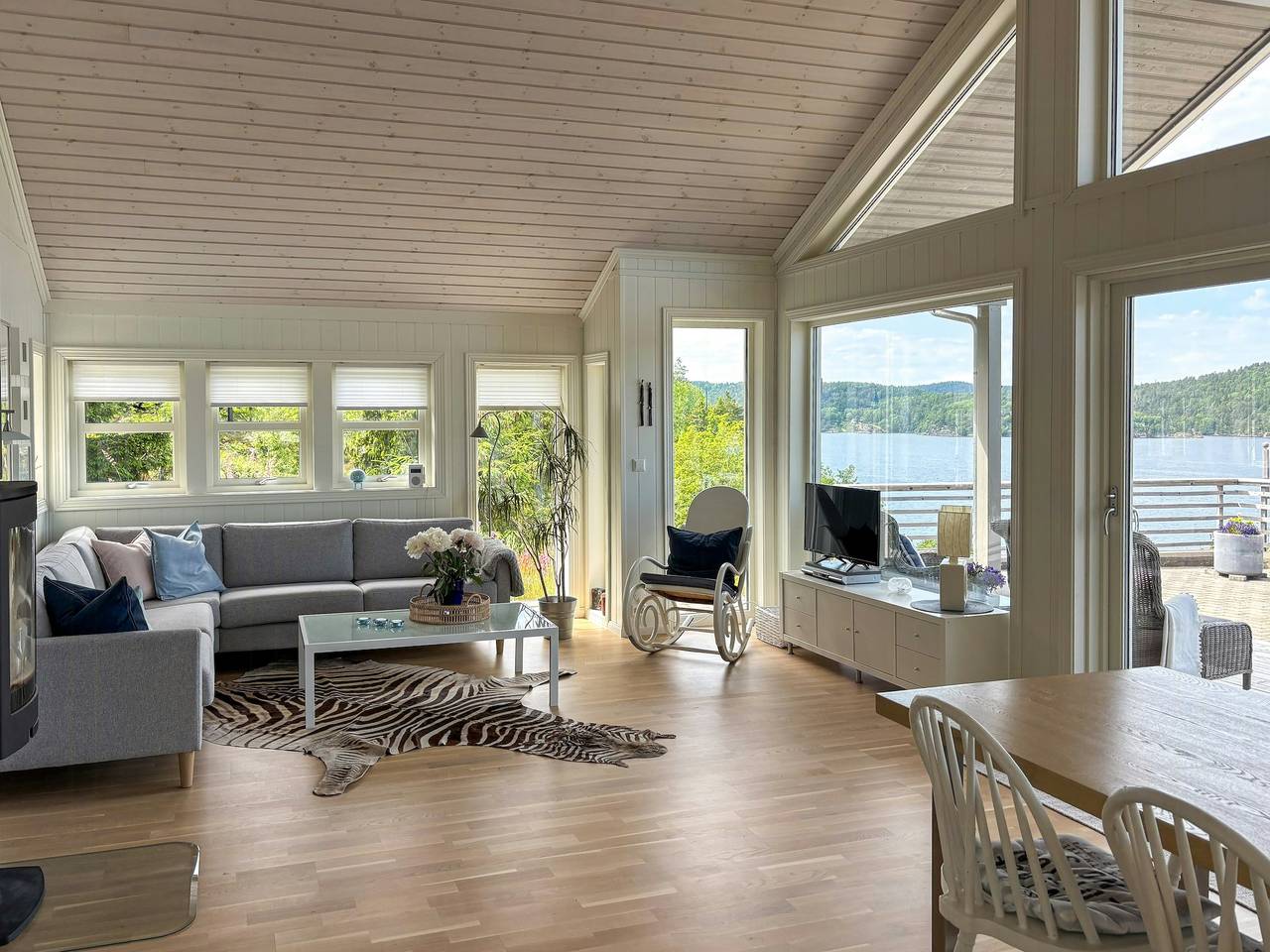 Hütte mit Blick auf den Sannesfjord in Risør