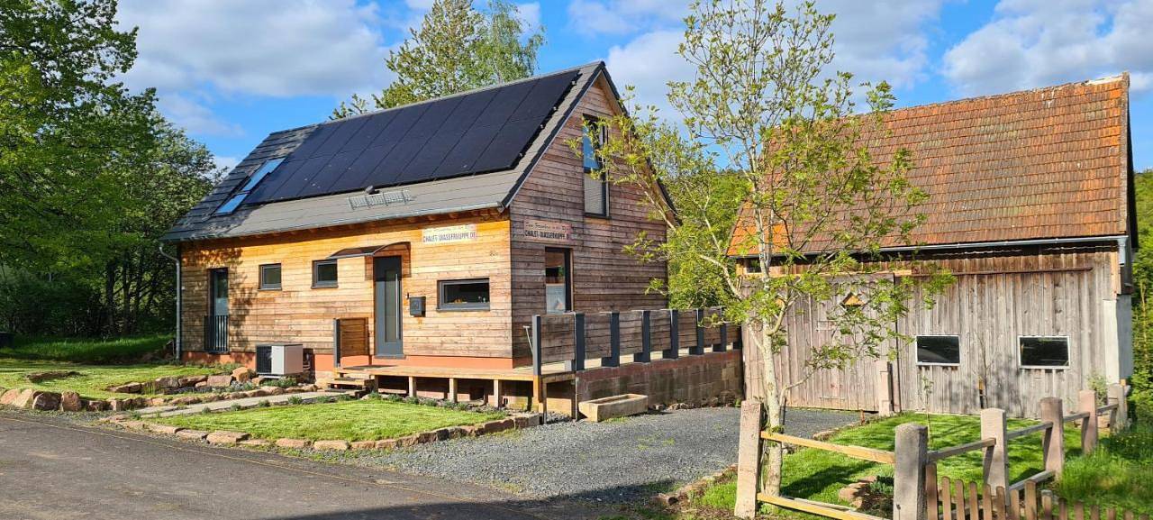 Ganze Wohnung, Neu 2023! Chalet Wasserkuppe Whirlpool u. Sauna in Gersfeld, Rhön-Hessen