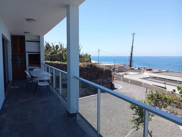 Location de vacances pour 4 personnes, avec piscine ainsi que vue et jardin à Paul Do Mar - 3