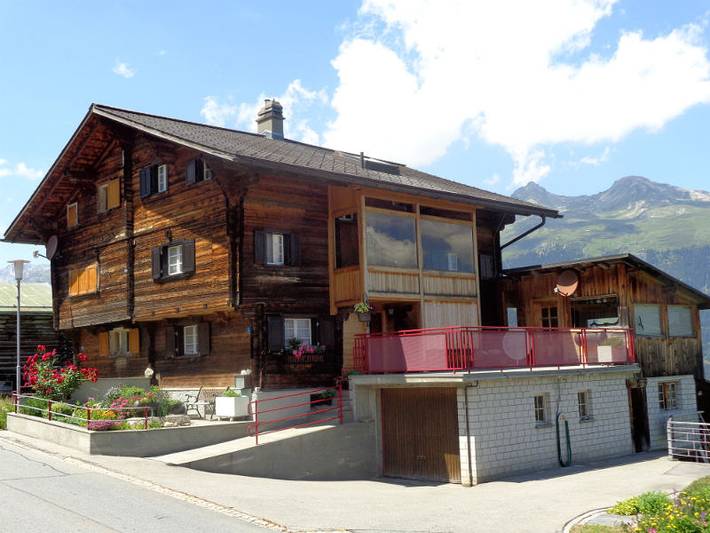 Ganze Ferienwohnung, Ferienwohnung Casanova, Obersaxen-Friggahüs - 2.5 Zimmer Ferienwohnung für max. 4 Pers. im 3. Og in Obersaxen, Obersaxen-Mundaun