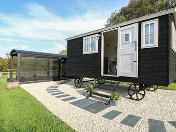 Hut for 2 People in Ceredigion, Mid-Wales, Photo 2