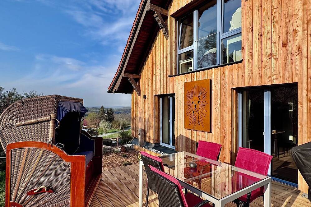 Ganze Wohnung, Top moderne Fewo-Alpakahof zum Himmelreich, Terrasse, Parkplatz, Traumhafte Lage in Bad Gottleuba-Berggießhübel, Elbsandsteingebirge