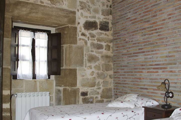 Ganze Wohnung, Apartment In A 16Th Century Manor House In Labastida in Labastida Bastida, Álava