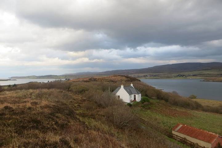 Ferienhaus für 4 Personen, mit Garten auf Skye