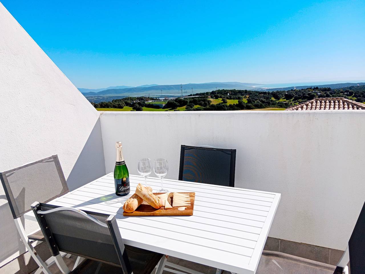 Ferienhaus 'Casa Panorama' – mit Gemeinschaftspool und Meerblick in Vejer de la Frontera, Costa de la Luz
