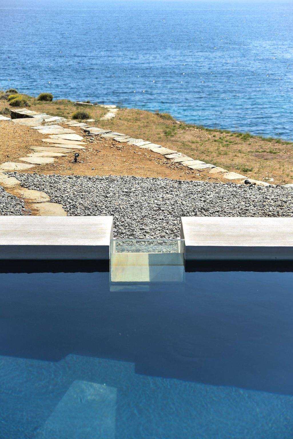 Thrilling Tinos See Front Studio | Zoi Studio | Breathtaking Sea Views | Private Furnished Terrace | Pet Friendly | Shared Outdoor Pool | Prime Location | Agios Romanos in Tinos