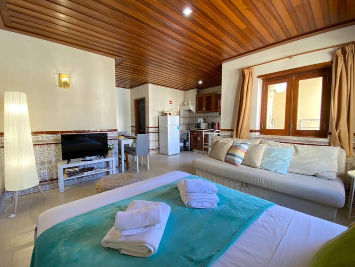 Studio voor 4 personen, met Terras in Monte Gordo