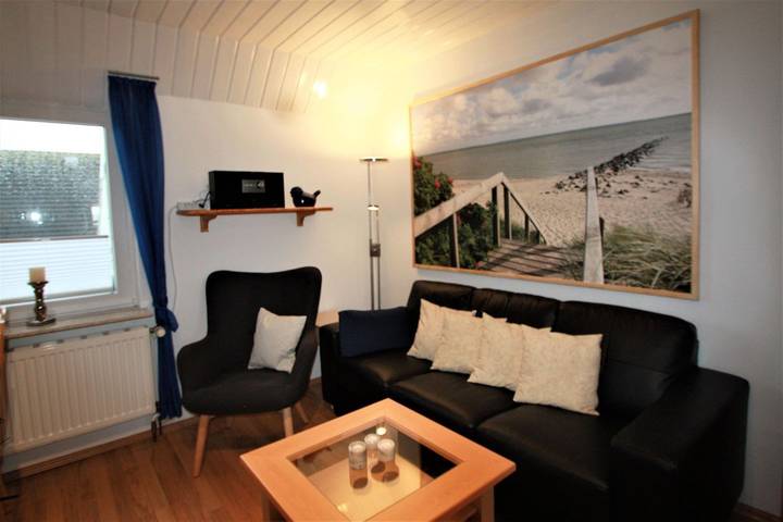 Ganze Wohnung, Ferienwohnung Pidder Lyng Fw 1: Balkon, Wlan, 500 m zum Strand in Nordfriesische Inseln (Schleswig-Holstein) (Schleswig-Holstein), Utersum