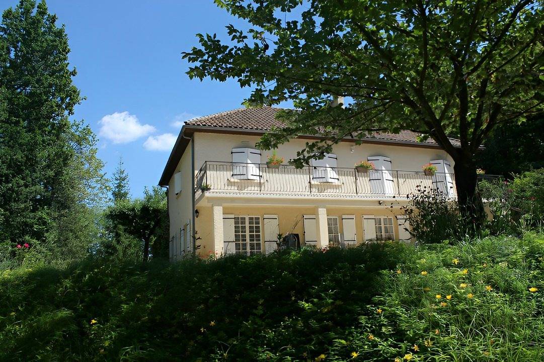 Appartement entier, L'Abeille proche de Sarlat in Marcillac-Saint-Quentin, Périgord Noir
