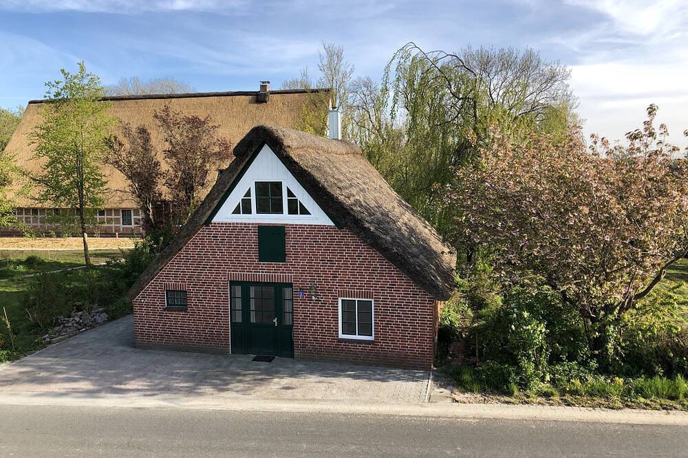 Haus Käthe am Deich in Balje, Cuxland