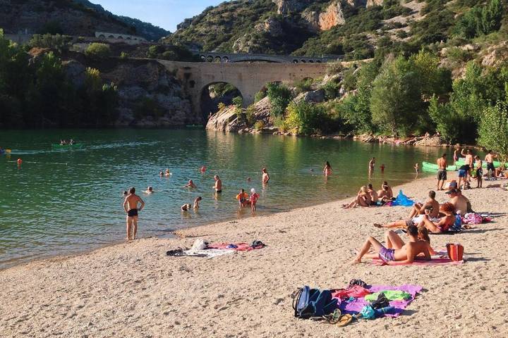 Location de vacances pour 5 personnes, avec vue et jardin à Saint-Guilhem-le-Désert - 2
