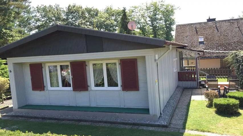 Ferienhaus für 4 Personen, mit Terrasse und Garten in Rheinböllen