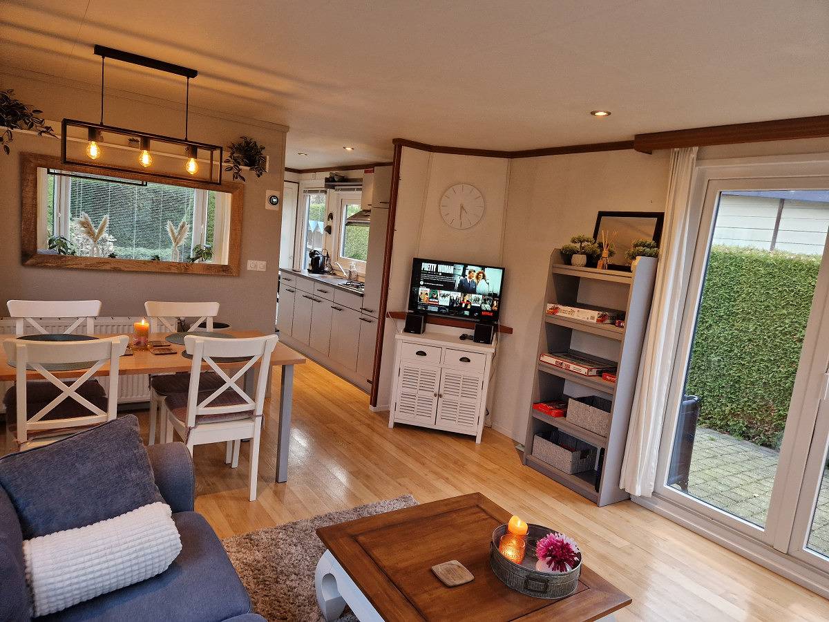 Dij114 Knus chalet met alle gemakken in bosrijke omgeving in Veluwe