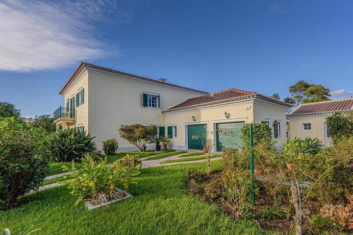 Villa para 10 pessoas, com jardim e vista e ainda piscina na Ilha de São Miguel