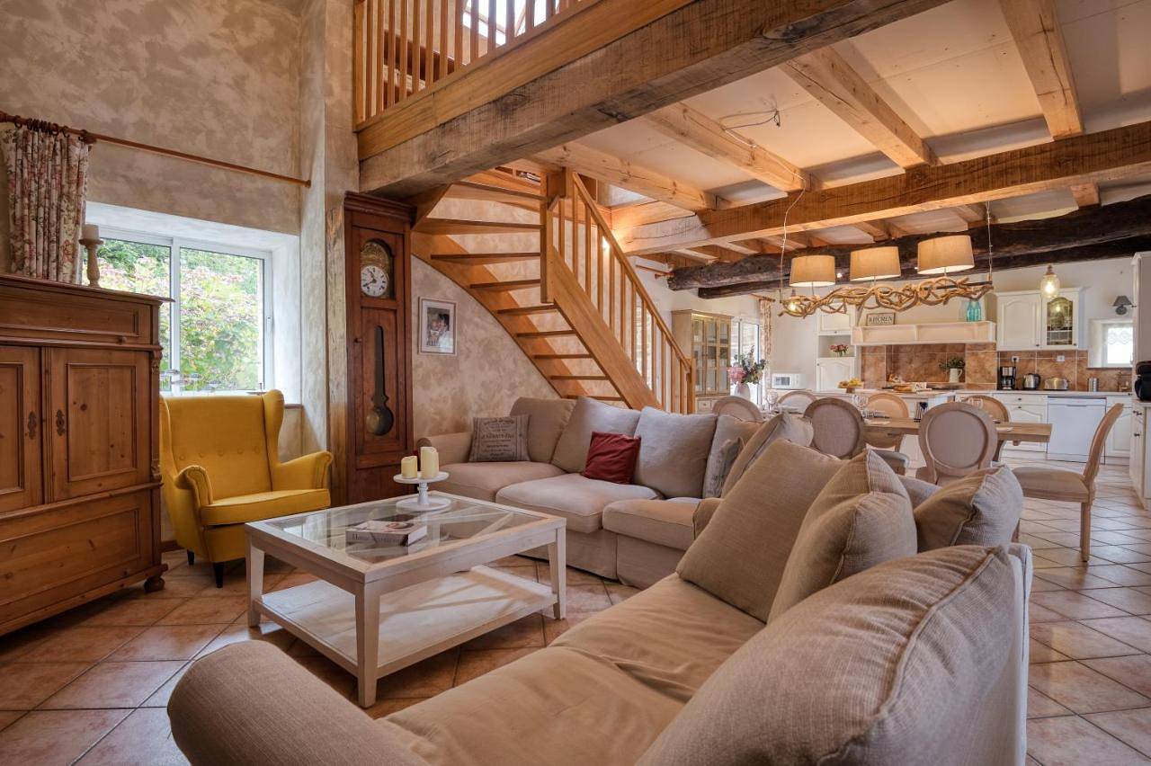 Five-Bedroom House in Limerzel, Région de Vannes