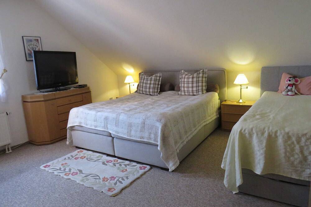 Entire apartment, Vacation apartment Brambach in Brambach, Dessau