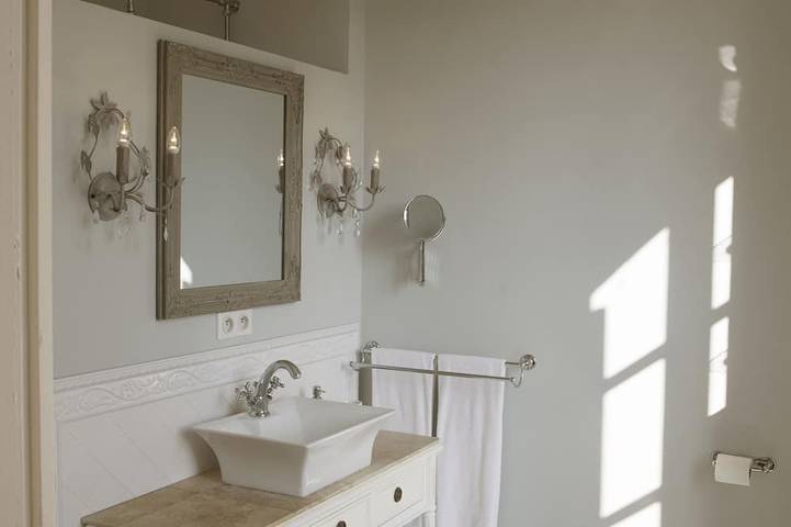 Gîte pour 10 personnes, avec piscine et jardin à Montbellet - 2