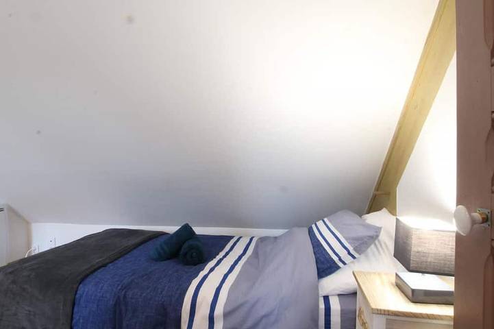 Gîte pour 4 personnes, avec jardin dans Néville-sur-Mer - 4