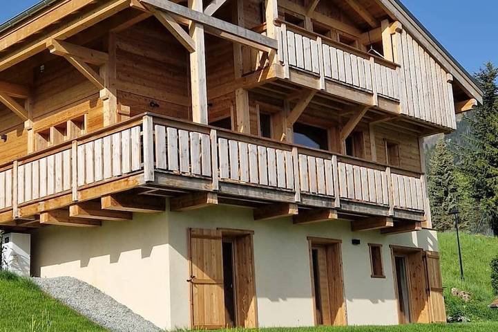Chalet für 10 Personen, mit Balkon und Garten - 1