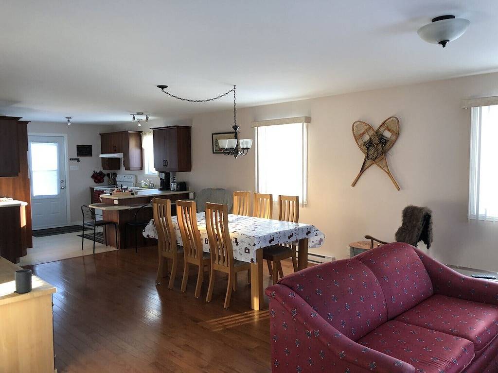 Vacation House for 4 Guests in Quebec, Canada