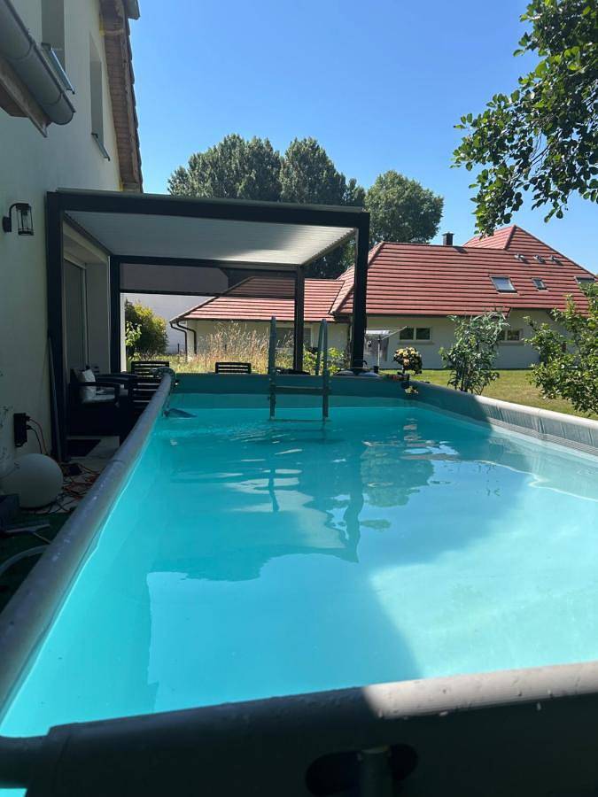 Location de vacances pour 8 personnes, avec jardin ainsi que vue et piscine, adapté aux familles dans Beinheim - 3