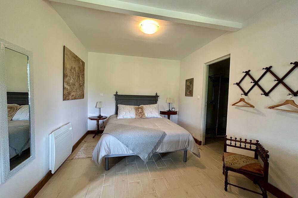 Charmante location de vacances de 2 chambres à la campagne française in Saint-Jean-de-Duras, Région de Marmande