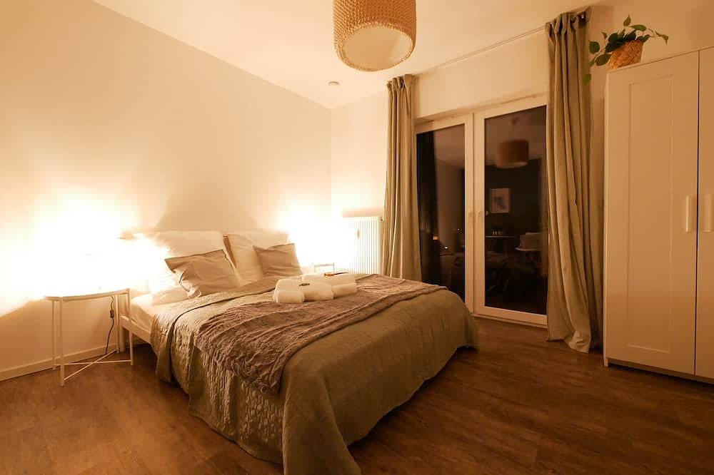 Ganze Wohnung, Zentral, modern, gemütlich mit Balkon & Tiefgaragenstellplatz in Paderborn, Nordrhein-Westfalen