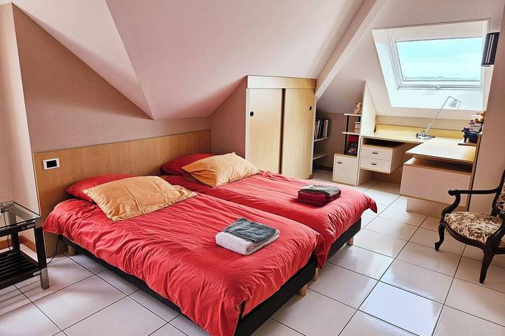 Villa pour 6 personnes, avec terrasse et jardin sur le Lac d'Annecy - 4