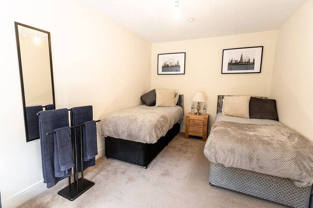 Ganze Wohnung, 12Fc Apartment 2 Bedroom Sleeps 4 Long Stay Disc in Swindon, North Wessex Downs